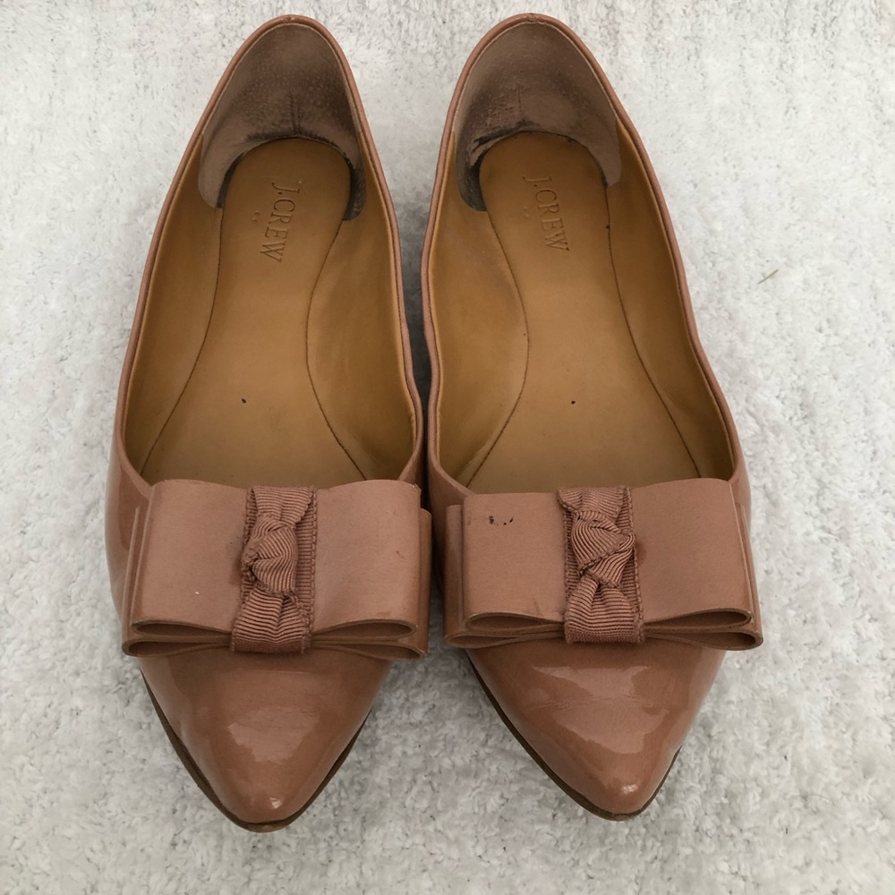 J. Crew tan patent bow flat size 8